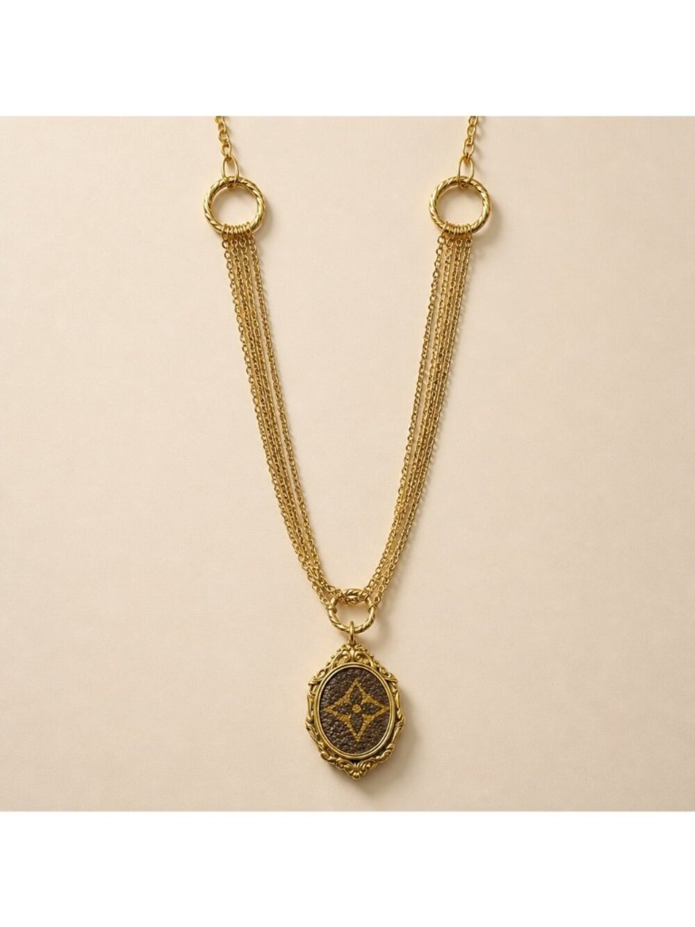 Vintage Luxury Canvas Pendant Necklace | Ornate Gold Frame | Layered Mixed Metal - Picture 8 of 10